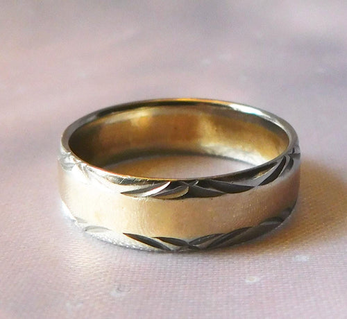 14K Gold Womens Ring, Gold Band in Size 7