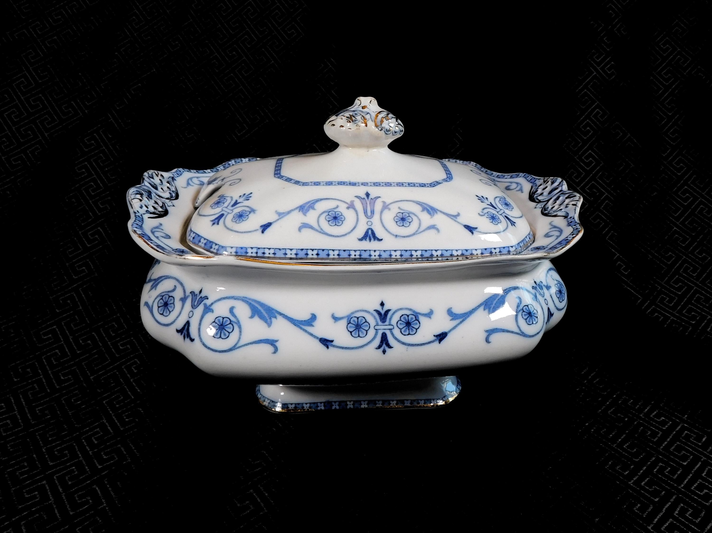 Burgess & Leigh Covered Medium Soup Tureen in Leighton # 23945