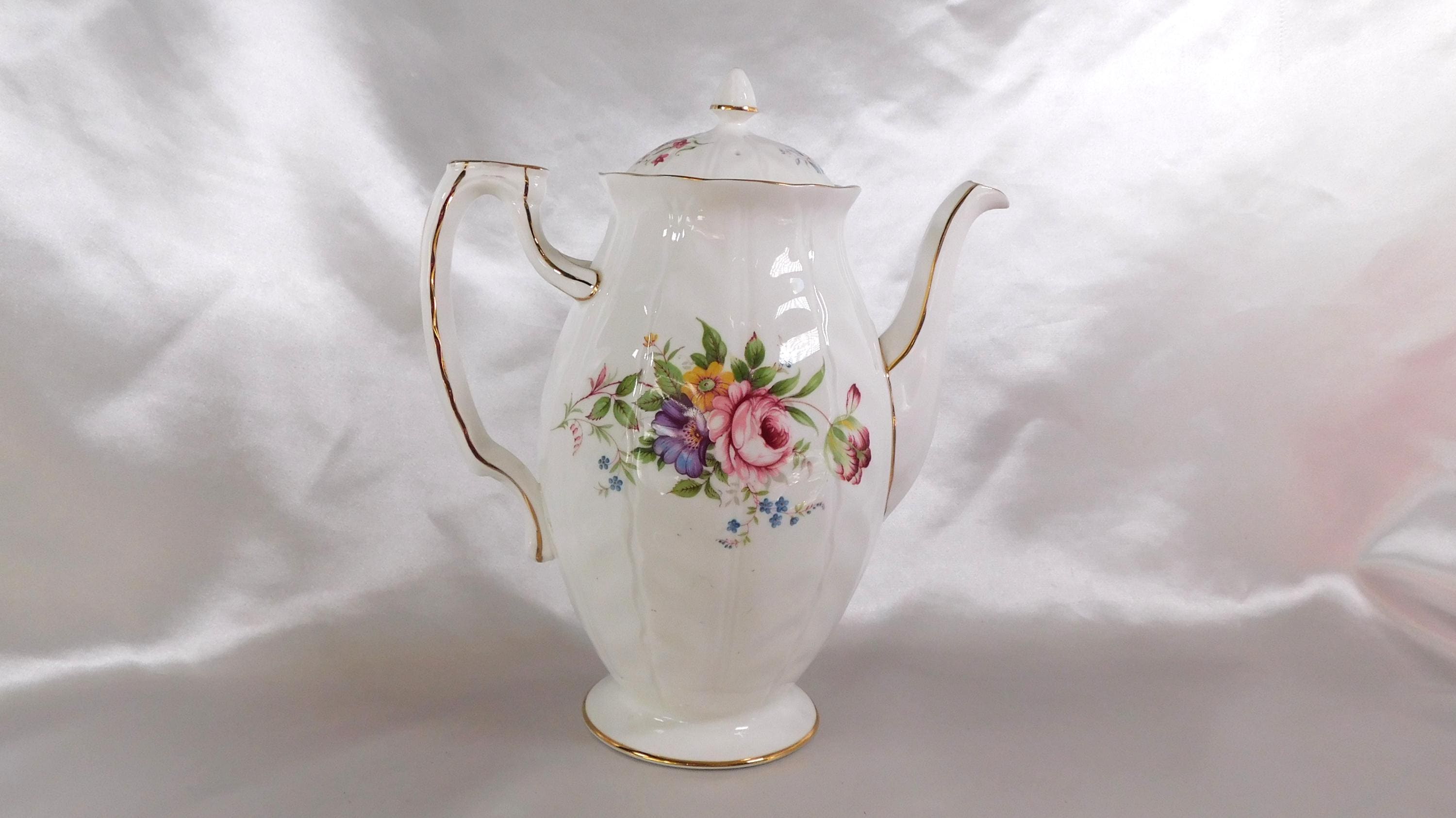 Aynsley White Floral Coffee Pot in Aynsley Spray # 25219
