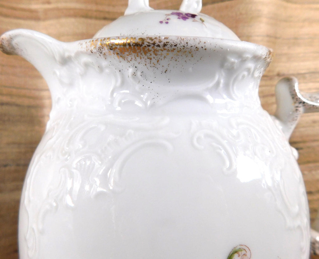Carlsbad White Chocolate Pot with Violets # 26268