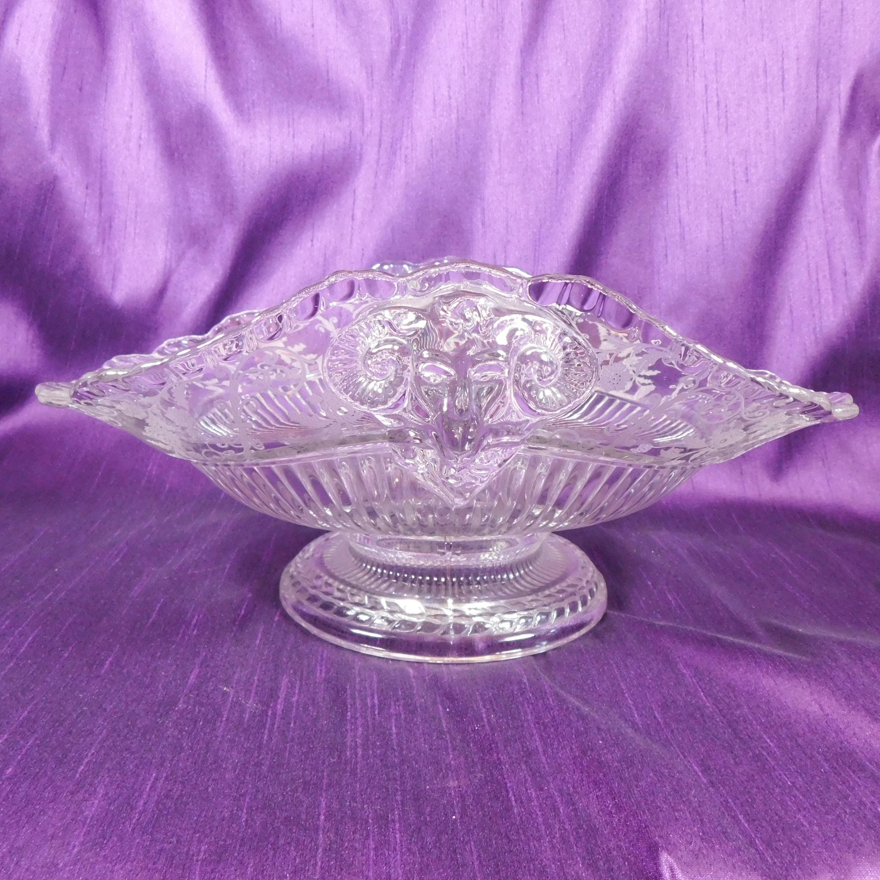 Cambridge Rams Head Serving Bowl with Etched Flowers # 26343