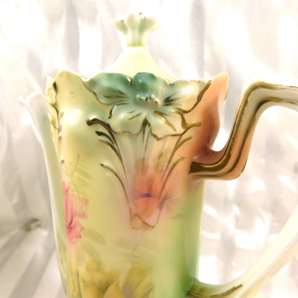Chocolate Pot with Flower Shaped Trim # 27006