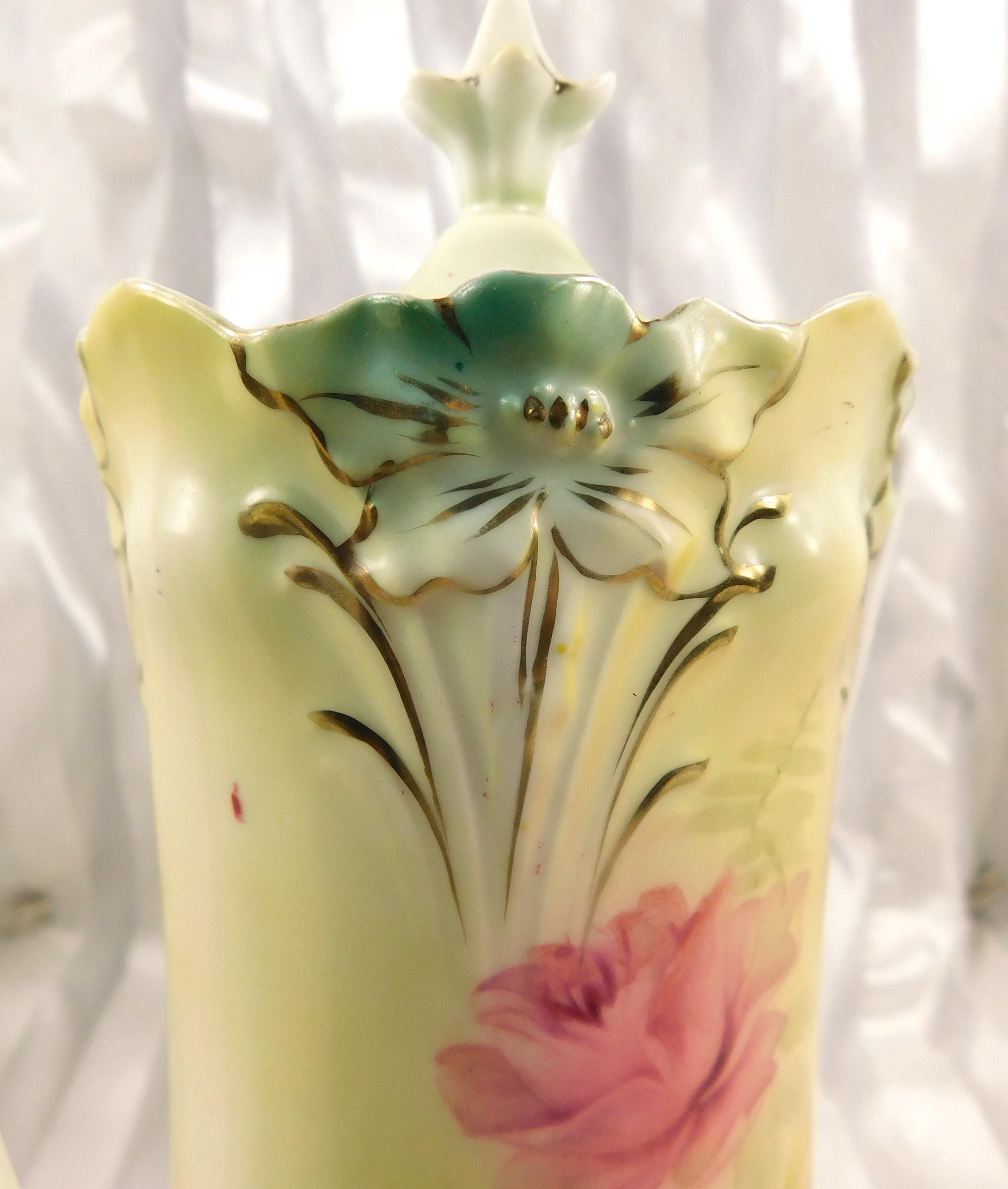 Chocolate Pot with Flower Shaped Trim # 27006