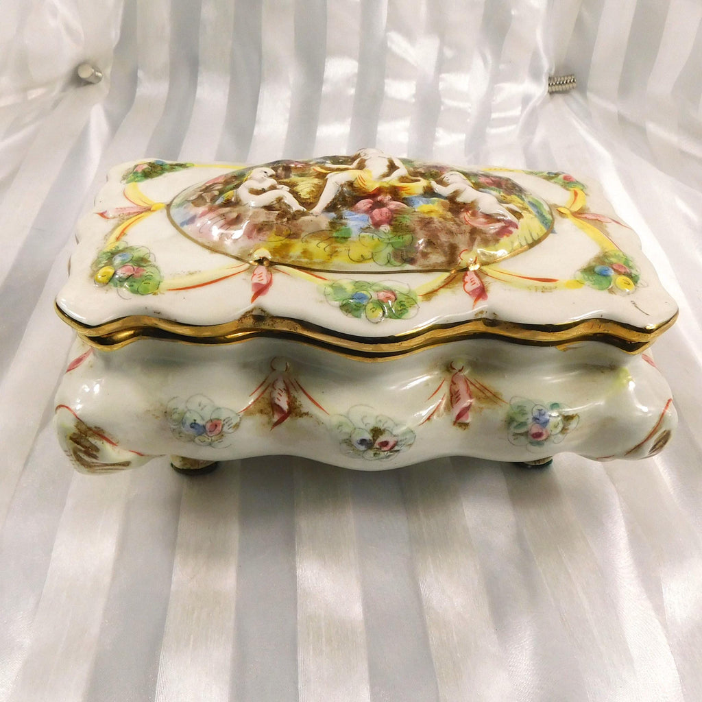 Capodiamonte Large Hinged Lid Trinket Dish # 27030