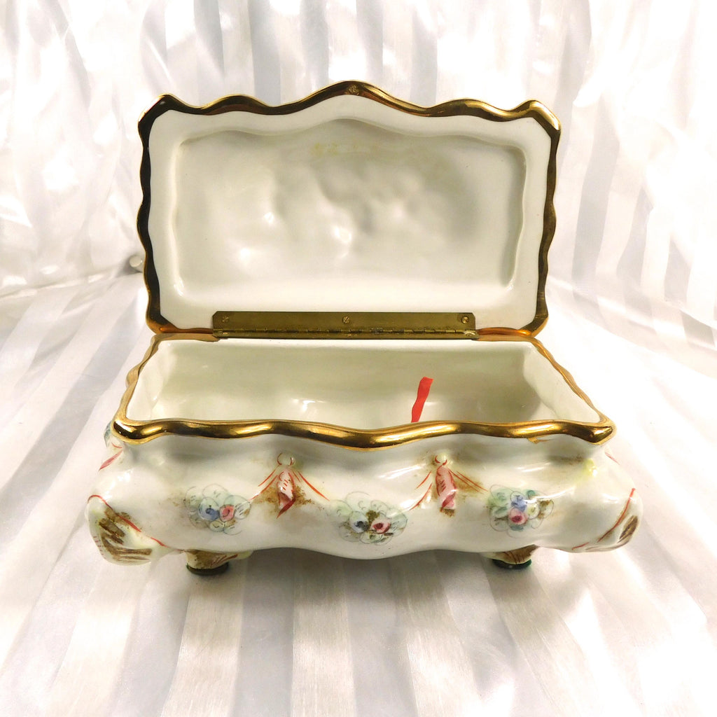 Capodiamonte Large Hinged Lid Trinket Dish # 27030