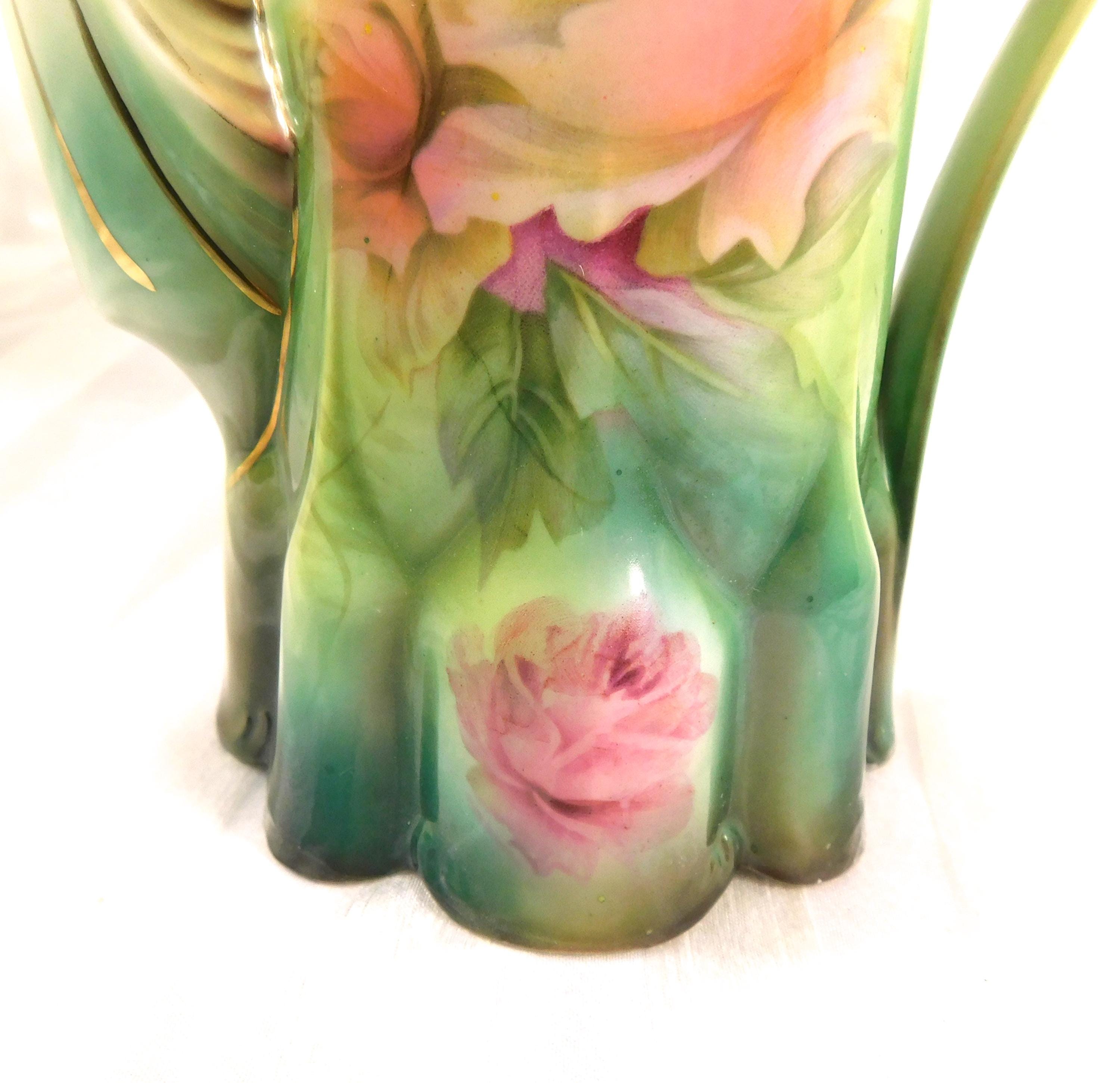 Chocolate Pot with Flower Shaped Trim # 27006