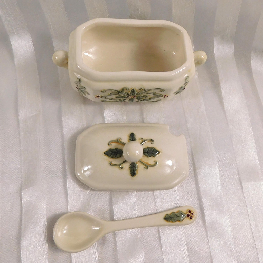 Amscan Inc Holiday Traditions Honey Pot or Jelly Jar with Spoon # 26795