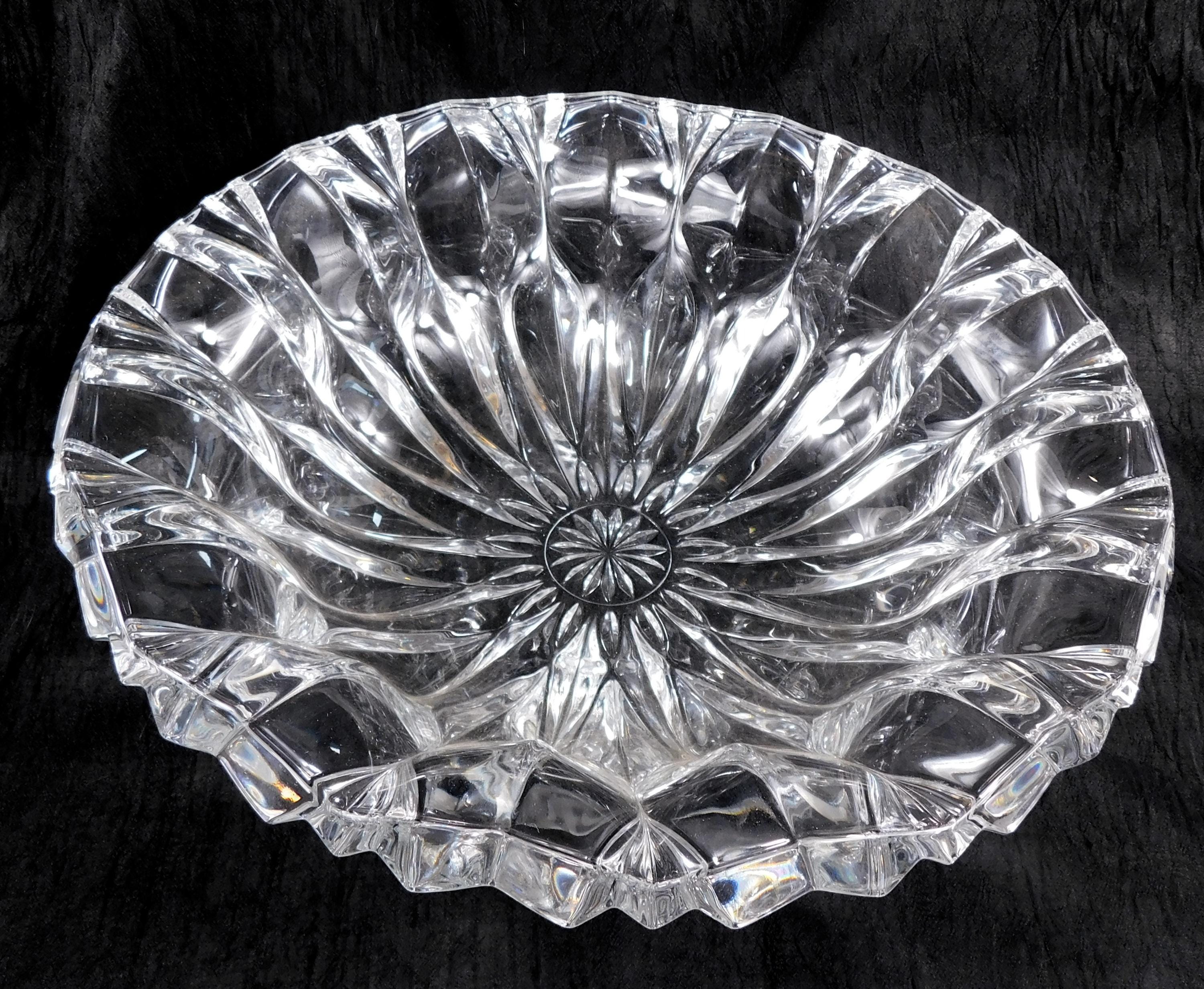 Cristal D’Arques Durand Beautiful Large Cut Crystal Bowl in Calliope # 27190