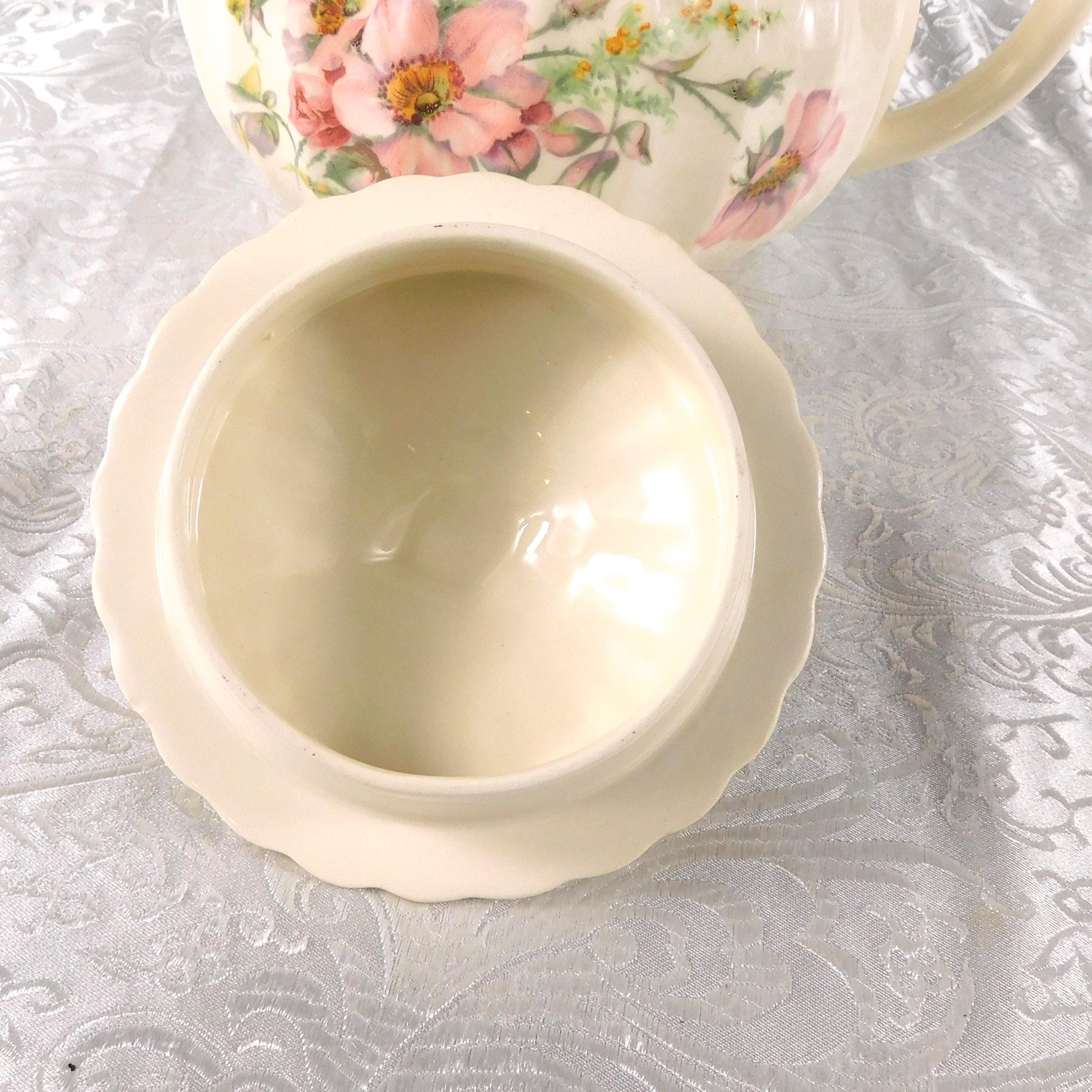 Cosmopolitan Ware Teapot in Wild Rose # 27260