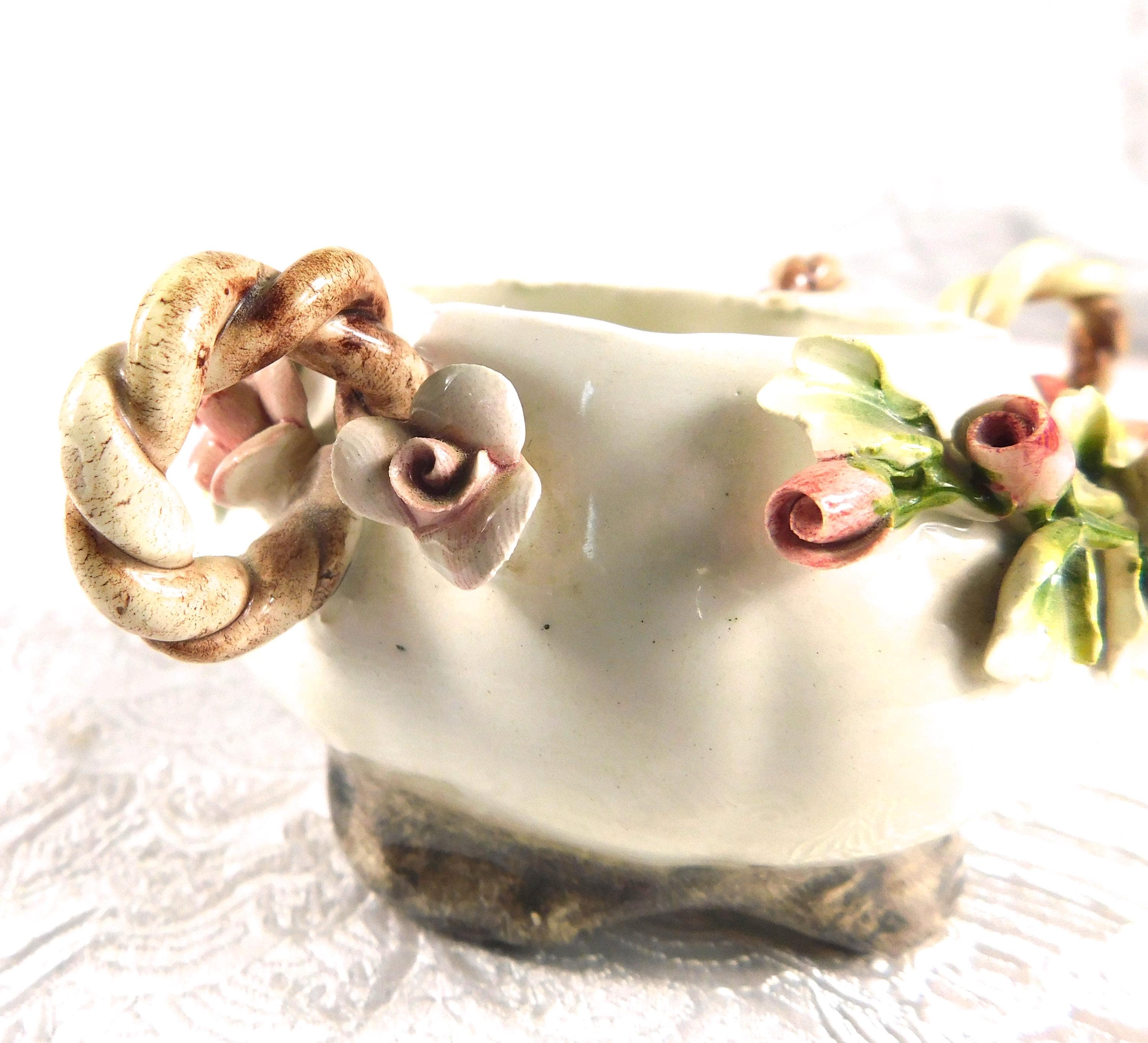 Carl Thieme Small Covered Dish with Roses # 27423